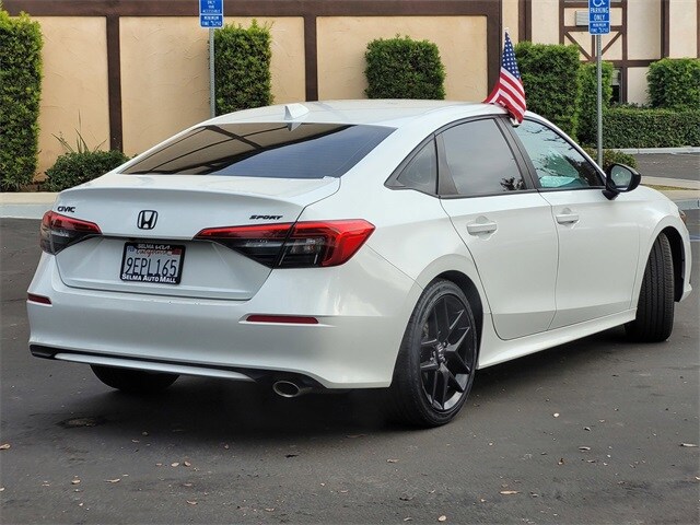 2023 Honda Civic Sport photo 4