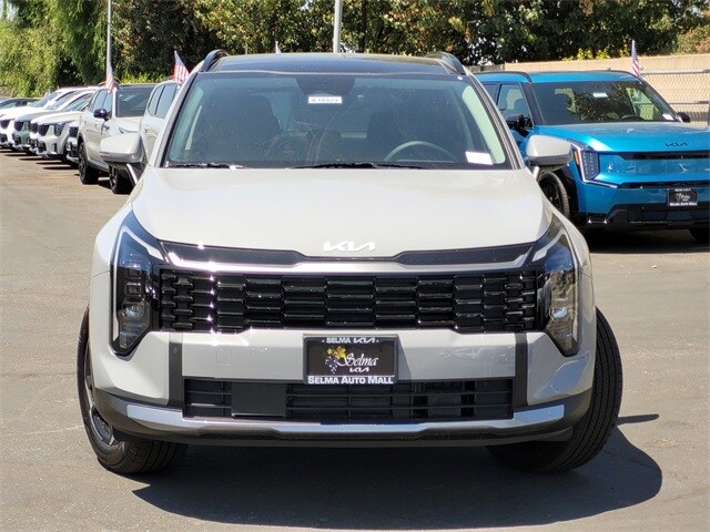2026 Kia Sportage Hybrid EX photo 2