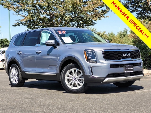 Certified 2022 Kia Telluride LX with VIN 5XYP2DHC0NG204216 for sale in Selma, CA