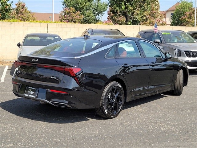 2026 Kia K5 GT-Line photo 4