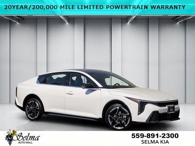 2025 Kia K4 GT-Line's photo