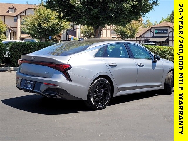 2026 Kia K5 GT-Line photo 4