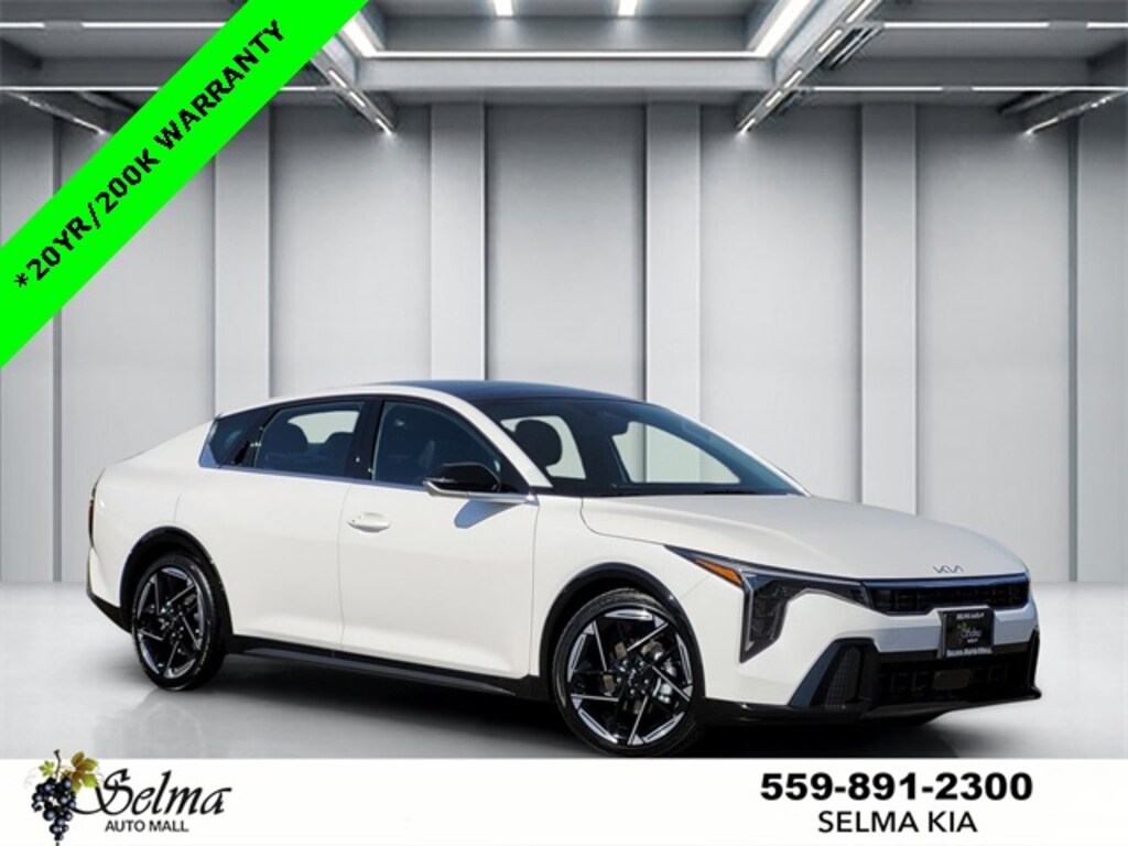 New 2025 Kia K4 GT-Line Sedan