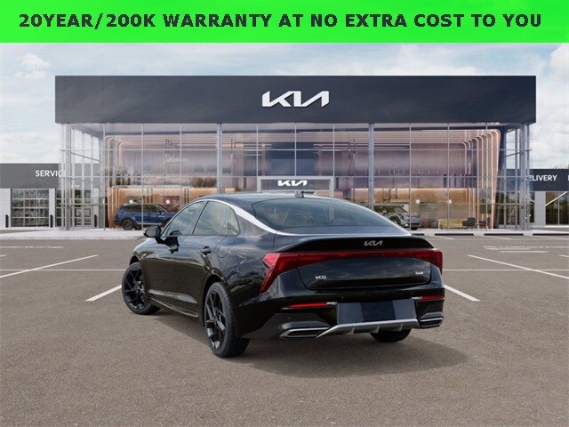 2026 Kia K5 GT-Line photo 4