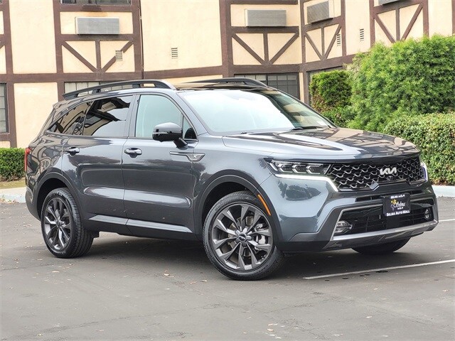 2022 Kia Sorento X-Line SX Prestige photo 2