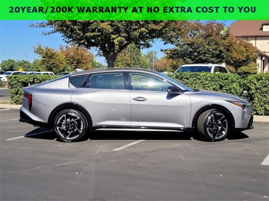 New 2025 Kia K4 GT-Line Sedan
