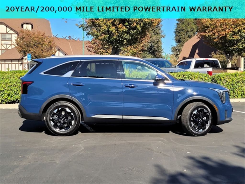 New 2026 Kia Sorento S SUV