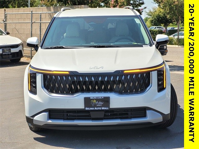 2026 Kia Carnival EX photo 2
