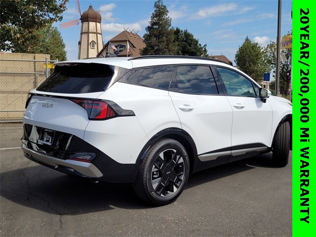 2026 Kia Sportage photo 3