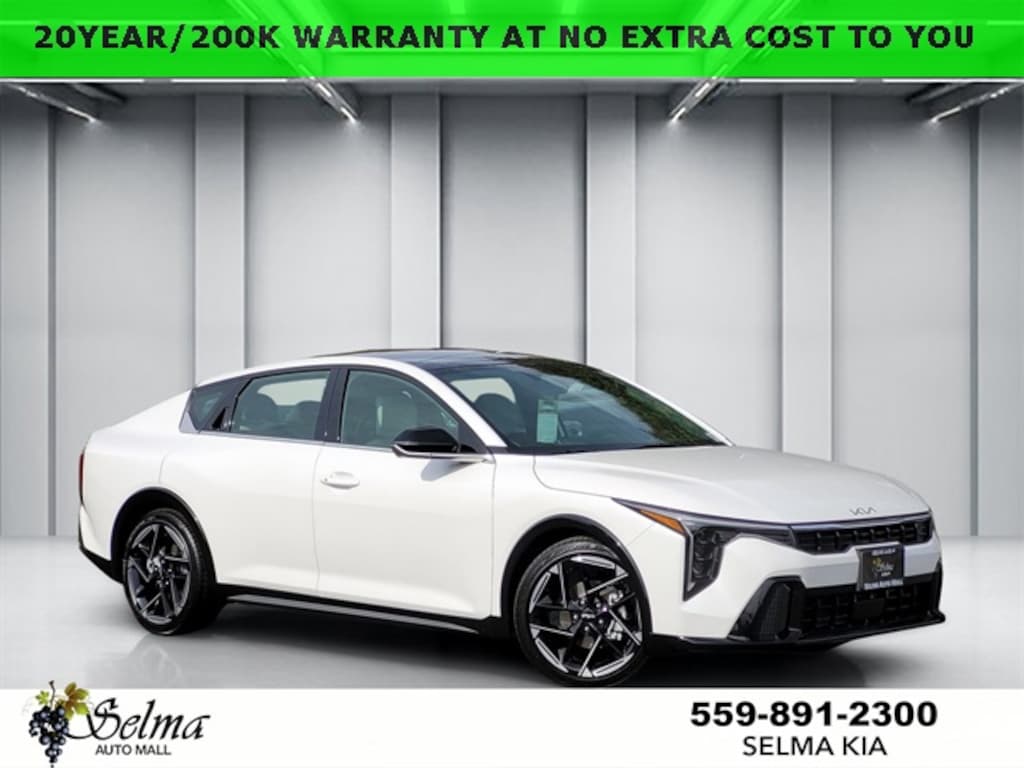 New 2025 Kia K4 GT-Line Sedan