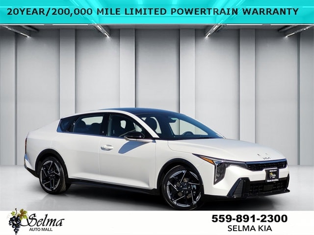 2025 Kia K4 GT-Line's photo