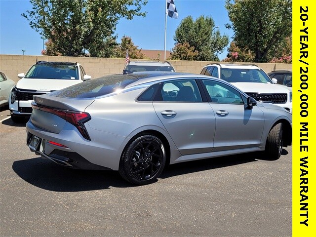2026 Kia K5 GT-Line photo 4