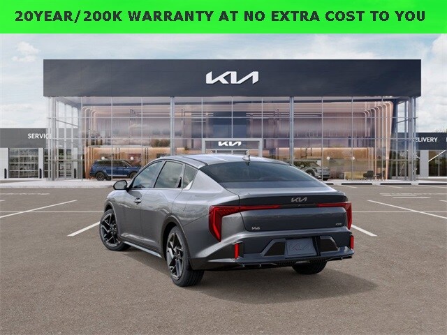 2025 Kia K4 GT-Line photo 4