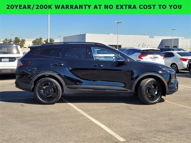 2026 Kia Sportage X-Line photo 3