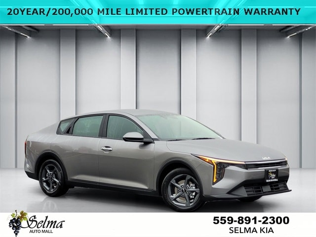 2025 Kia K4 LXS's photo