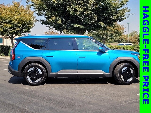 2026 Kia EV9 Wind photo 3