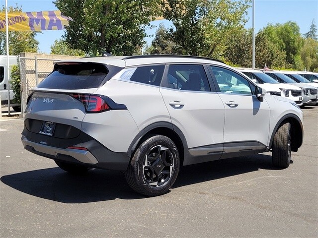 2026 Kia Sportage Hybrid EX photo 4