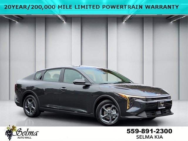 2025 Kia K4 LXS's photo