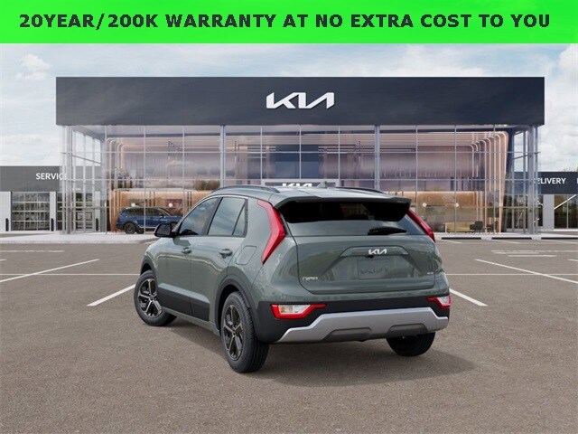 2025 Kia Niro EX photo 4