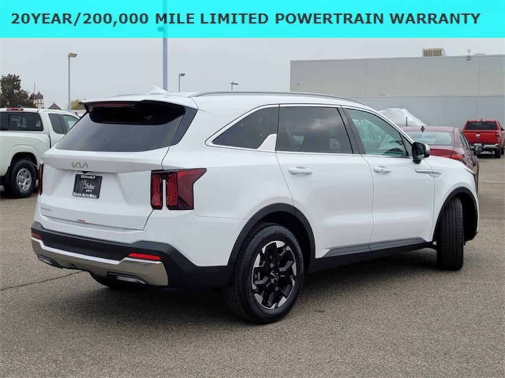 New 2026 Kia Sorento S SUV