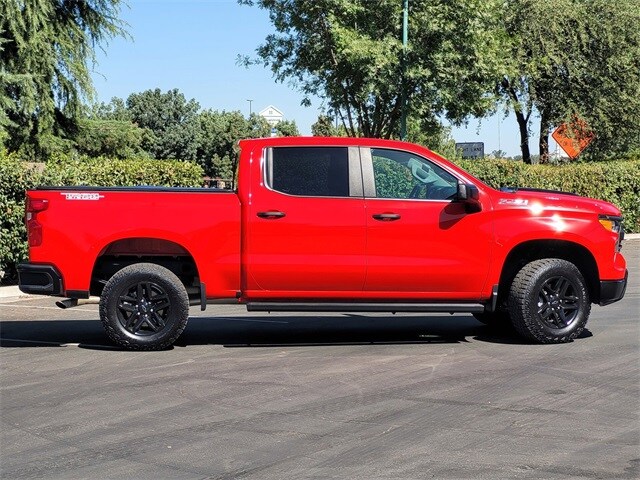 2024 Chevrolet Silverado 1500 Custom Trail Boss photo 4