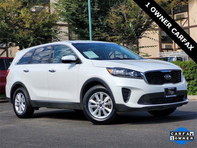 Used 2019 Kia Sorento LX with VIN 5XYPG4A33KG554513 for sale in Selma, CA