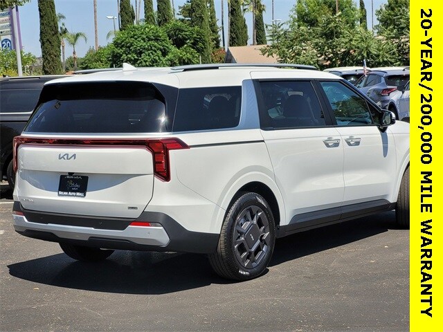 2026 Kia Carnival EX photo 4