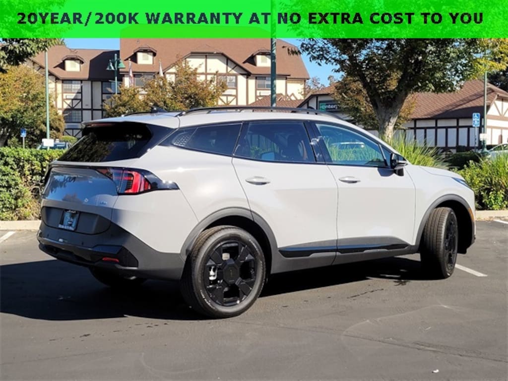 New 2026 Kia Sportage Hybrid X-Line SUV