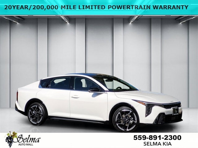 2025 Kia K4 GT-Line's photo