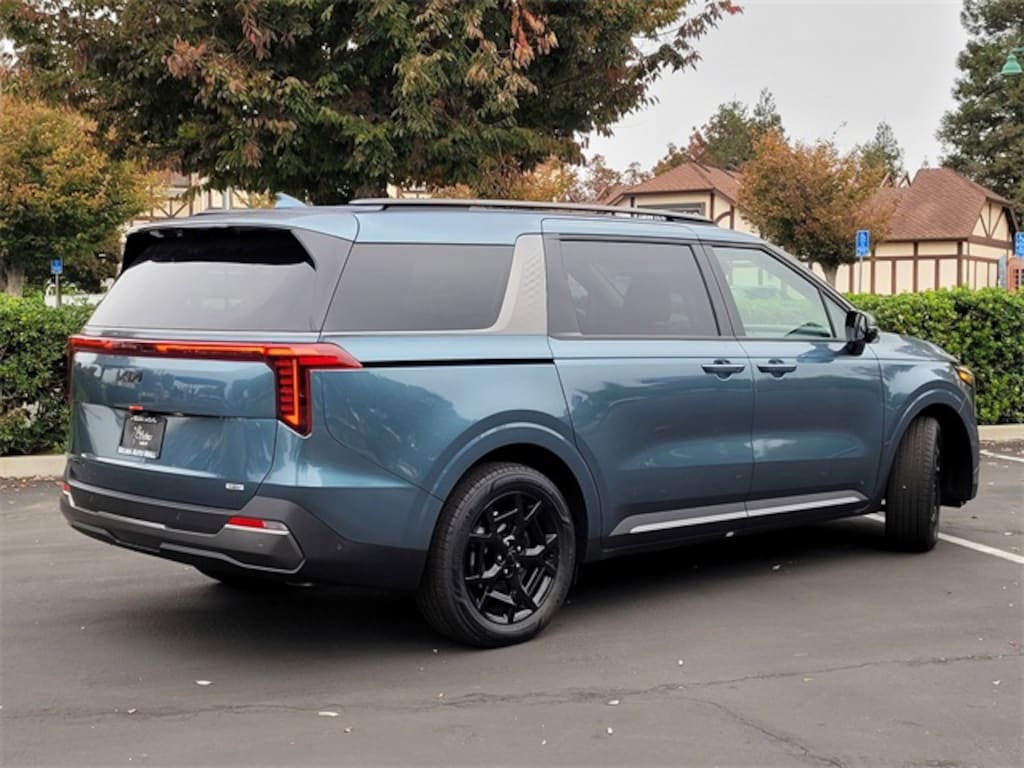 New 2026 Kia Carnival Hybrid SX Prestige Van Passenger Van
