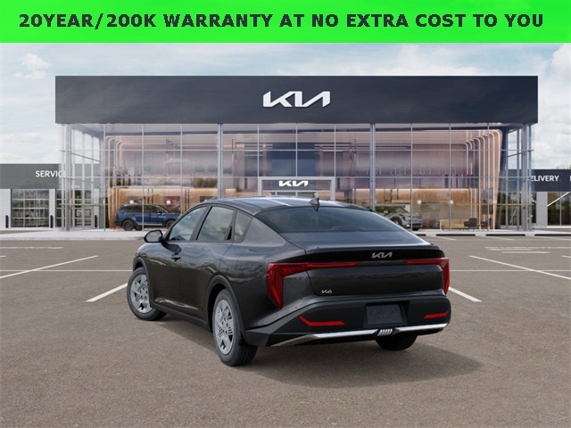 2025 Kia K4 LX photo 4