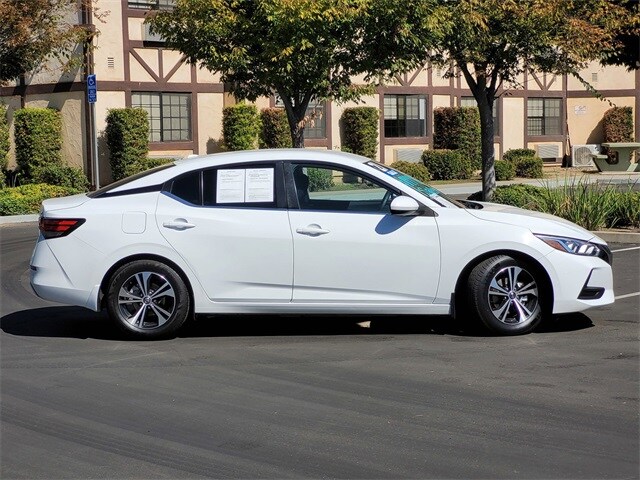 2021 Nissan Sentra SV photo 3