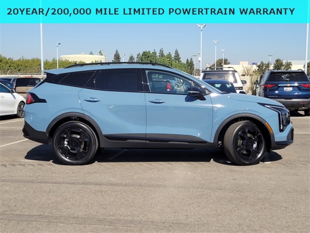 New 2026 Kia Sportage Hybrid X-Line SUV