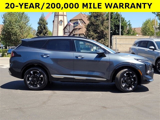 2026 Kia Sportage Hybrid photo 3