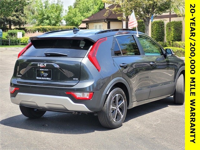 2025 Kia Niro EX photo 4