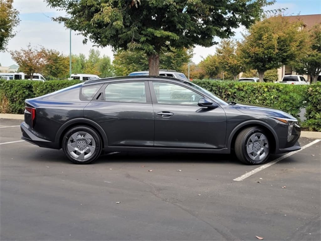 New 2025 Kia K4 LX Sedan