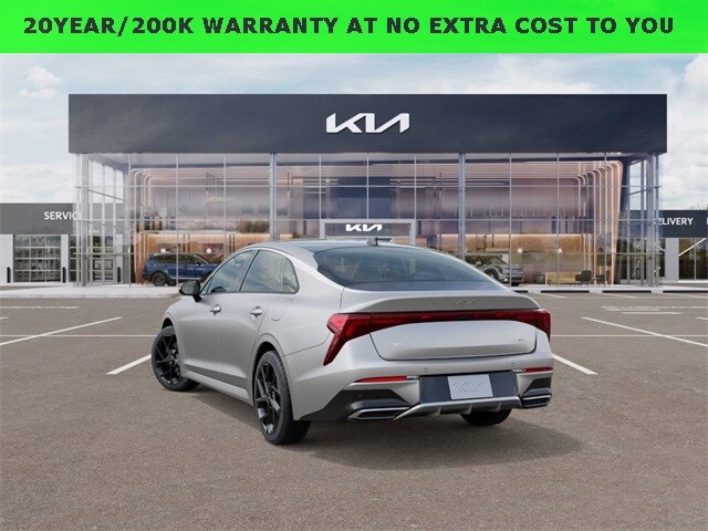 2026 Kia K5 GT-Line photo 4