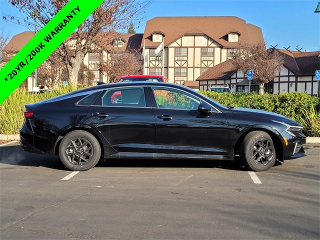 New 2026 Kia K5 LXS Sedan
