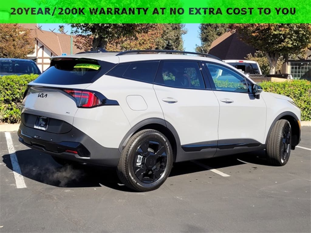 New 2026 Kia Sportage Plug-In Hybrid X-Line SUV