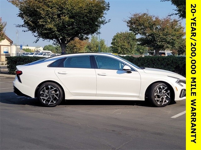2026 Kia K5 EX photo 3
