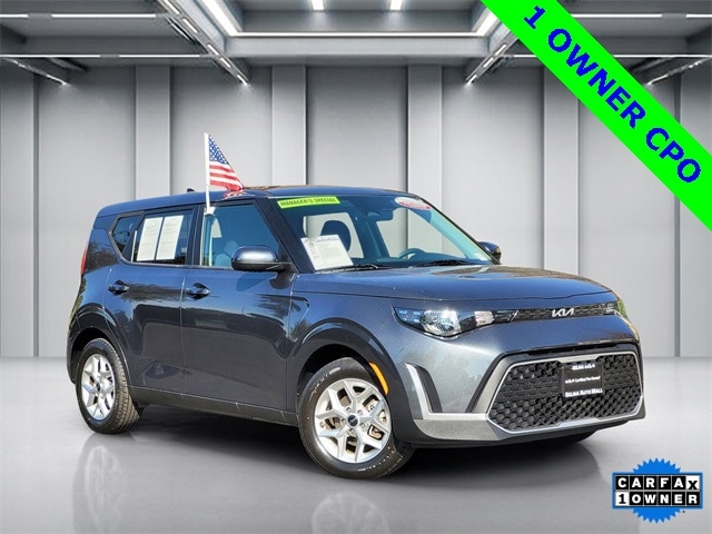 2024 Kia Soul LX's photo
