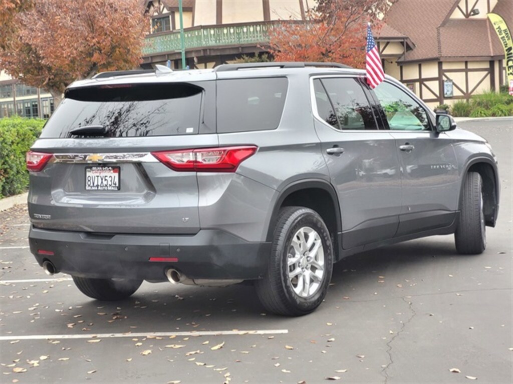 Used 2021 Chevrolet Traverse LT Leather SUV
