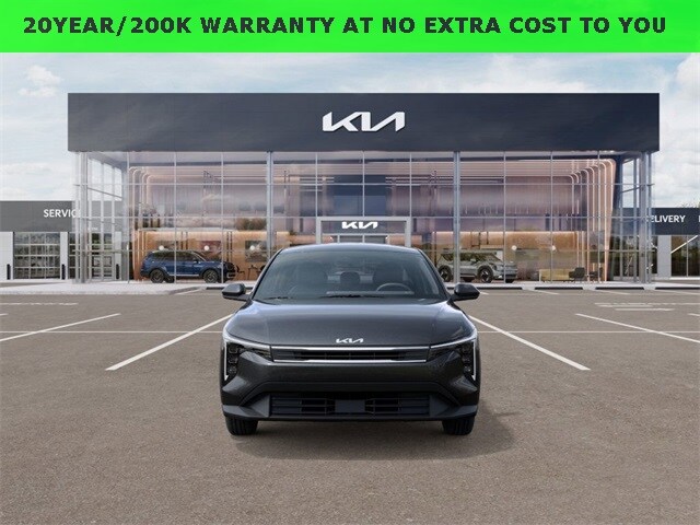 2025 Kia K4 LX photo 2