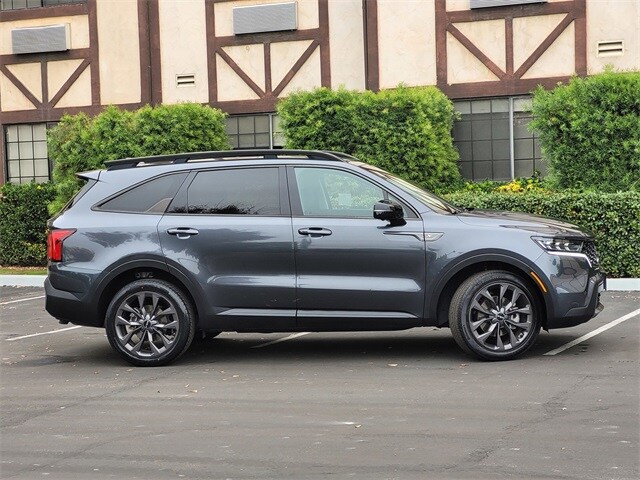 2022 Kia Sorento X-Line SX Prestige photo 4