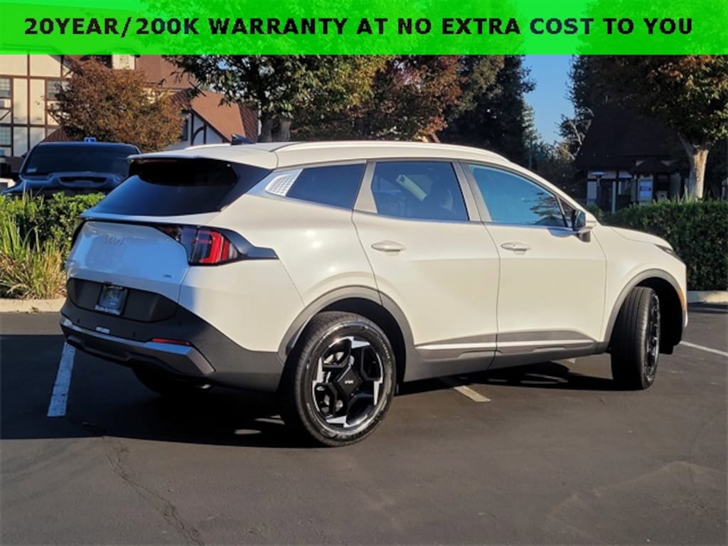 New 2026 Kia Sportage Hybrid EX SUV