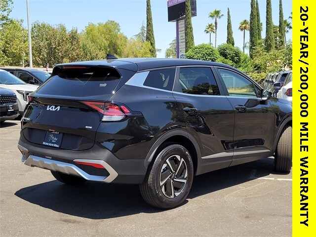 2025 Kia Sportage Hybrid LX photo 4