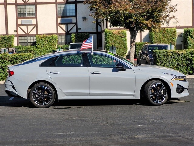 2024 Kia K5 GT-Line photo 4