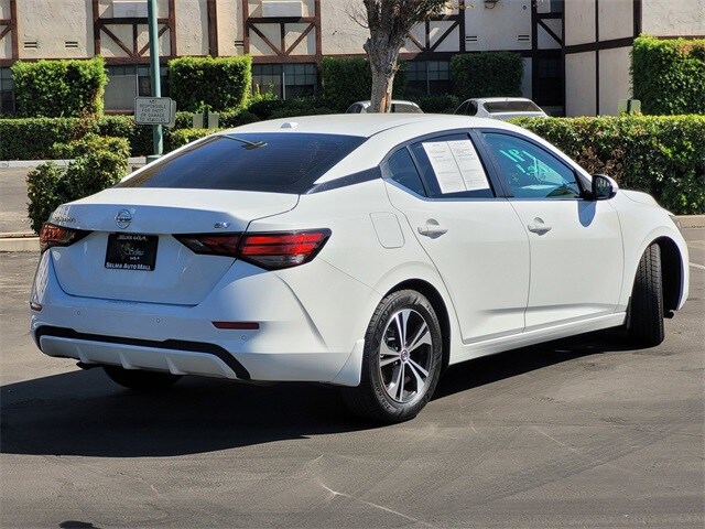 2021 Nissan Sentra SV photo 4