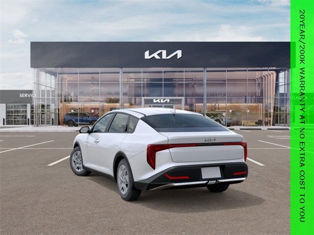 2025 Kia K4 LX photo 3