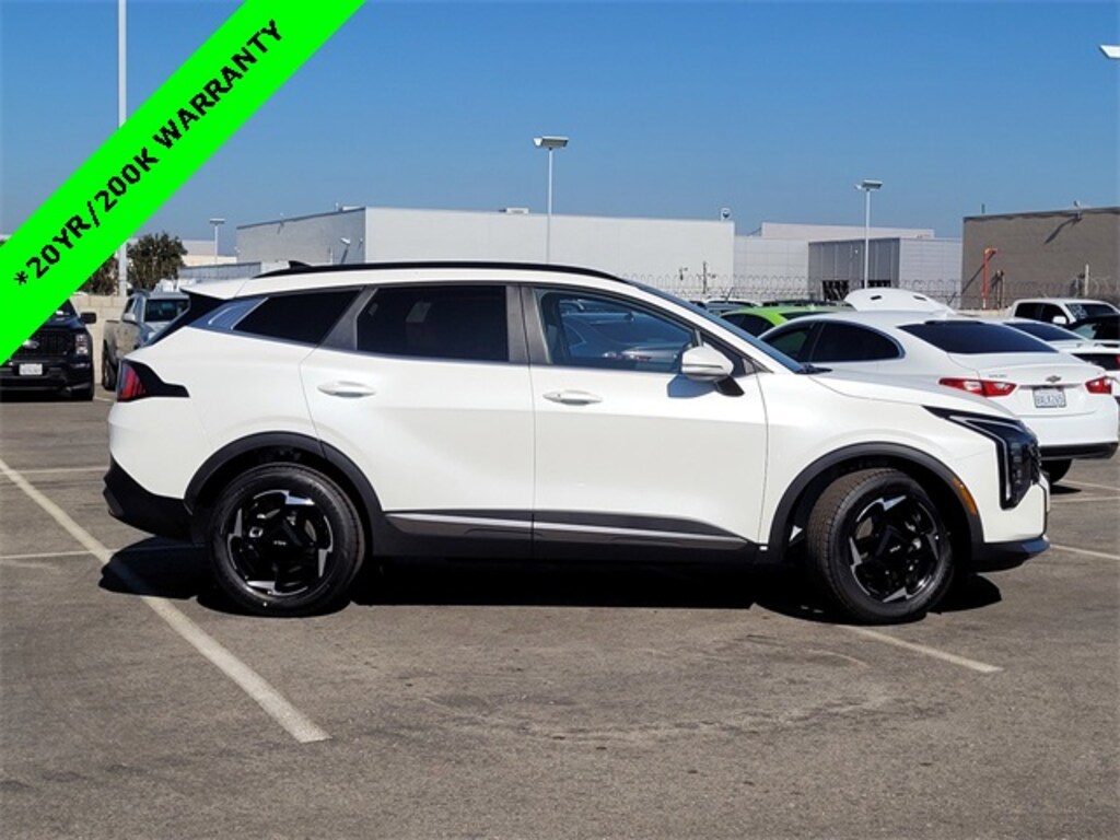 New 2026 Kia Sportage Hybrid EX SUV